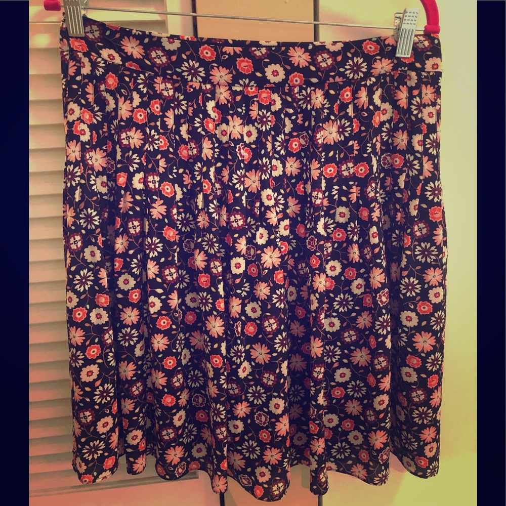 Beautiful Kate Spade Skirt Size 12